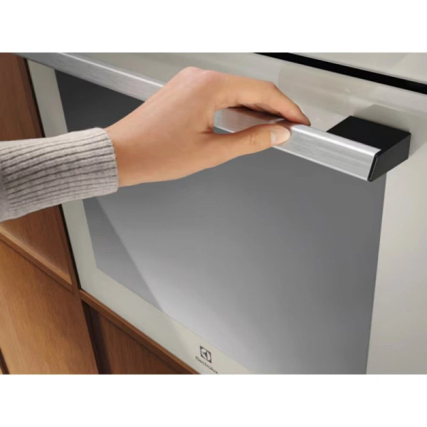 Духова шафа ELECTROLUX LOE8F38S
