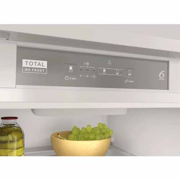 Холодильник  WHIRLPOOL WHC18T311